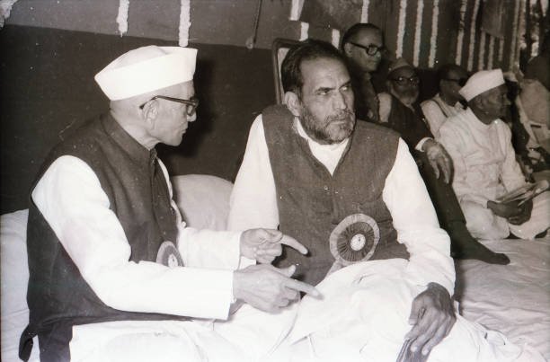 Morarji Desai and Chandra Shekhar (Former Prime Ministers of India) at National executive meeting of Janta Party in Ahmedabad Gujarat on 13th December 1981. (Photo by Shukdev Bhachech/Dipam Bhachech/Getty Images)