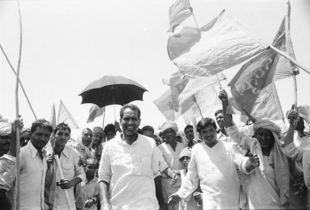 Janata Party president Chandra Shekhar undertook a long walk (Padayatra) through the country from Kanyakumari, Southernmost tip of India to Rajghat, memorial of Mahatma Gandhi in New Delhi covering a distance of nearly 4260 kms from January 6, 1983 to June 25, 1983. The Padayatra was undertaken to renew rapport with the masses and to understand their problems. (Photo by Sondeep Shankar/Getty Images)